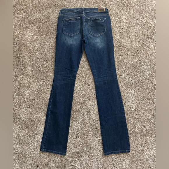 EUC Guess Women’s Low Rise Straight Grace Fit Blue Jeans Size 27 - Picture 2 of 8